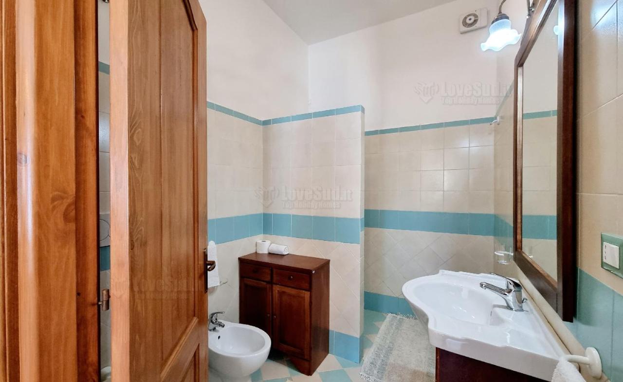 Casa Funnuvojere By Lovesud Corsano  Екстериор снимка